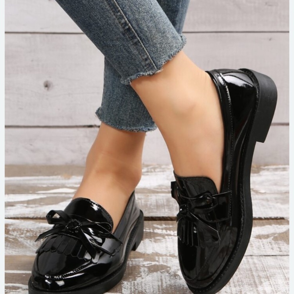 Women Minimalist Loafers Size 9 Patent Leather Preppy Flatform Shoes Black NWOT